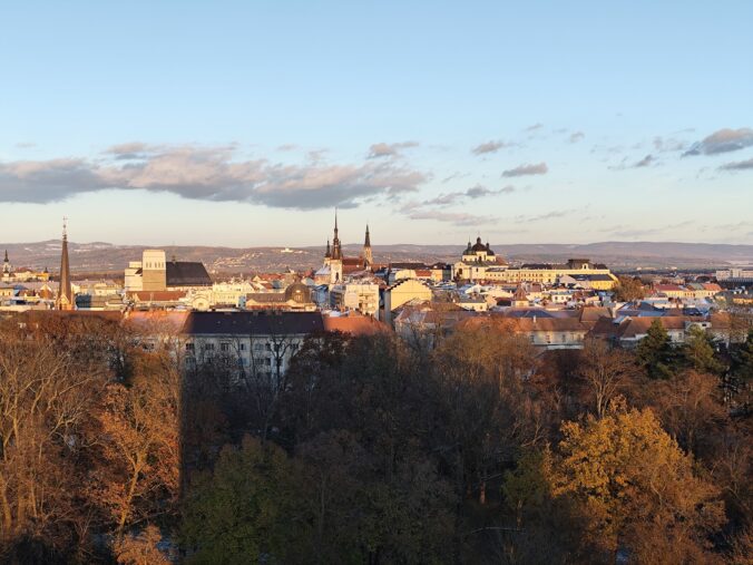 Výhľad na mesto Olomouc z hotela Flora.