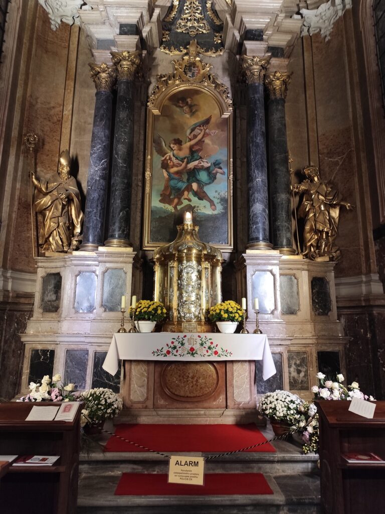 Katedrála sv. Václava, interiér.