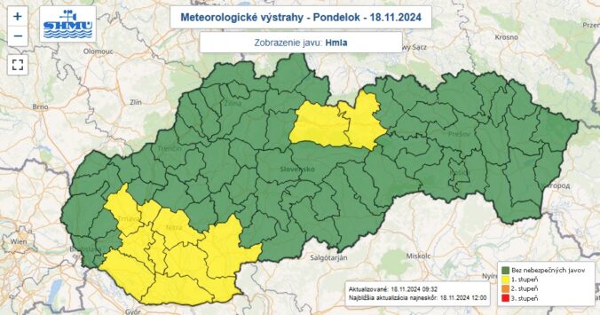 Výstraha prvého stupňa pred hmlou bola vydaná do 11.00 pre žltou farbou označené okresy Slovenska.