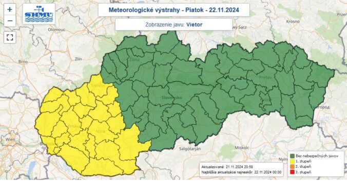 Výstraha prvého stupňa pred silným vetrom platí pre okresy Slovenska označené žltou farbou.