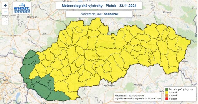 Výstraha prvého stupňa pred snežením je vydaná v piatok do 11.00 takmer pre celé Slovensko.