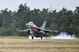 MO SR: Prílet slovenských stíhačiek F 16