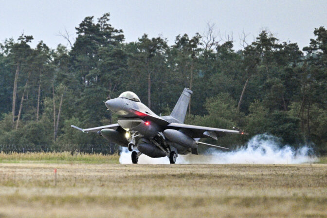 MO SR: Prílet slovenských stíhačiek F 16