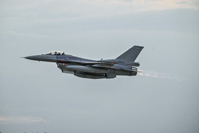 MO SR: Prílet slovenských stíhačiek F 16