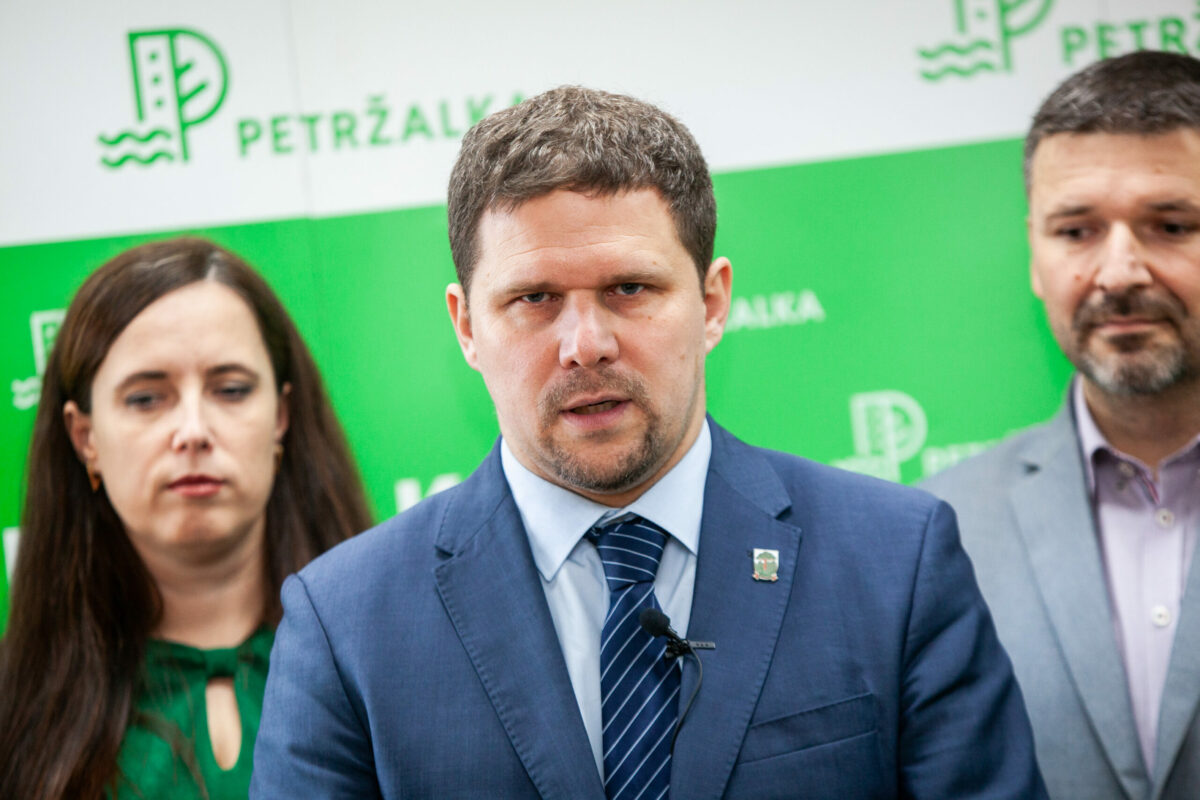 Hrčka sa vráti na miesto starostu Petržalky po zložení sľubu, dôveru od ľudí si bude pamätať