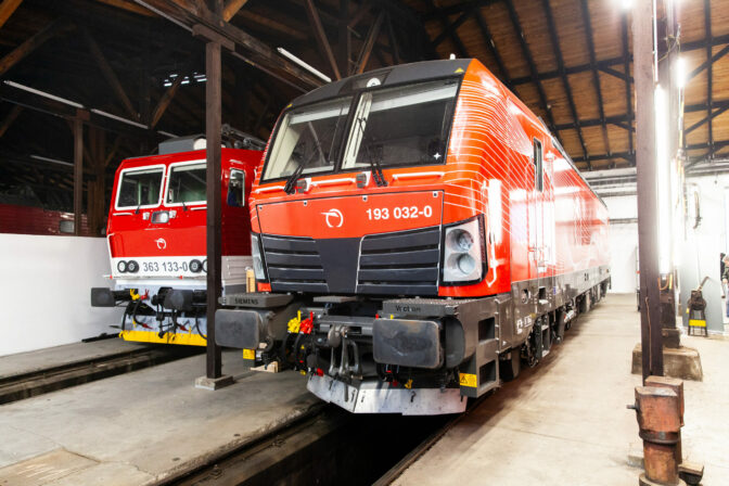 DOPRAVA: ZSSK predstavili nové rušne Vectron