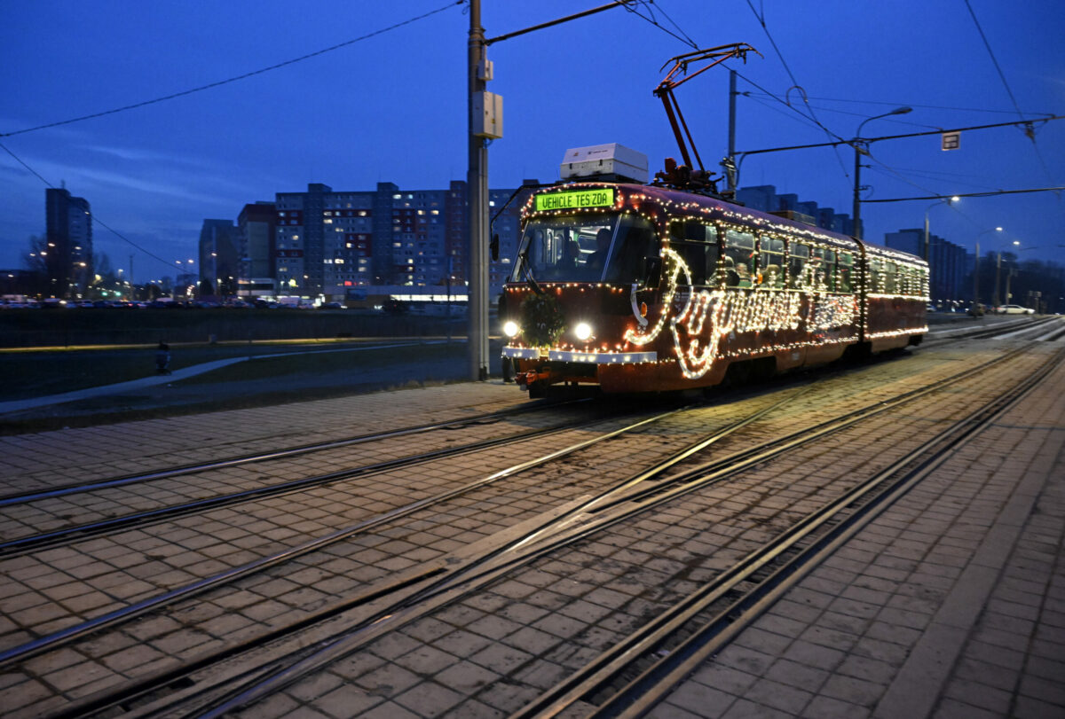 DOPRAVA: Skúšobná jazda petržalskou električkou