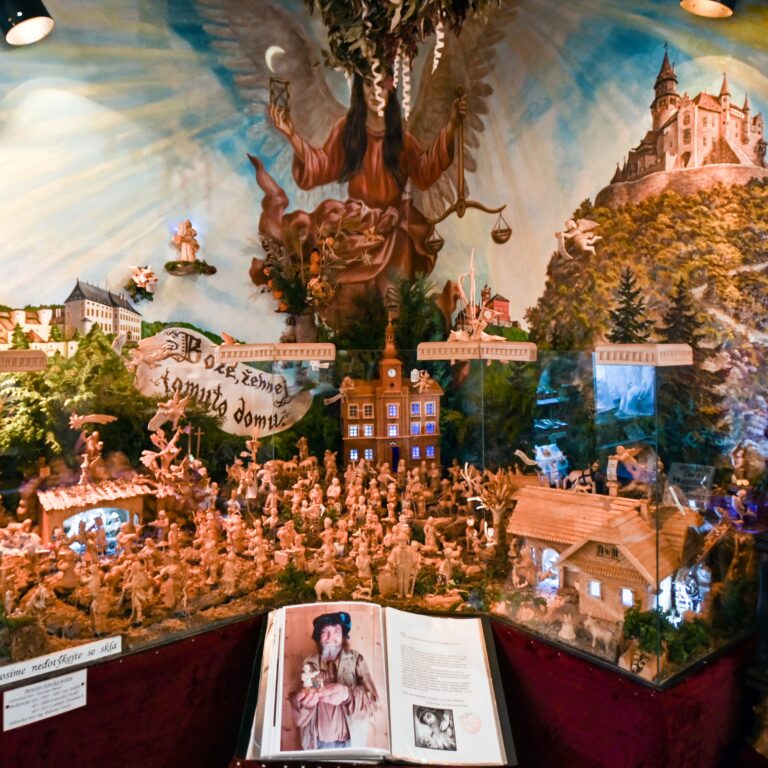 Loštický betlehem Jaroslava Beneša