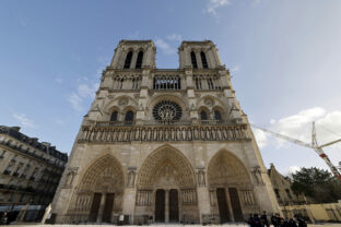 France Notre Dame Reopening