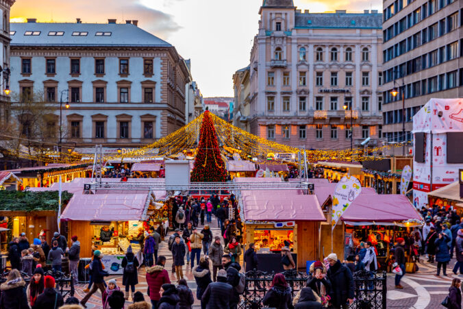 Christmas Market at Zrinyi Street St Stephen&#039;s Basilica in Budapest