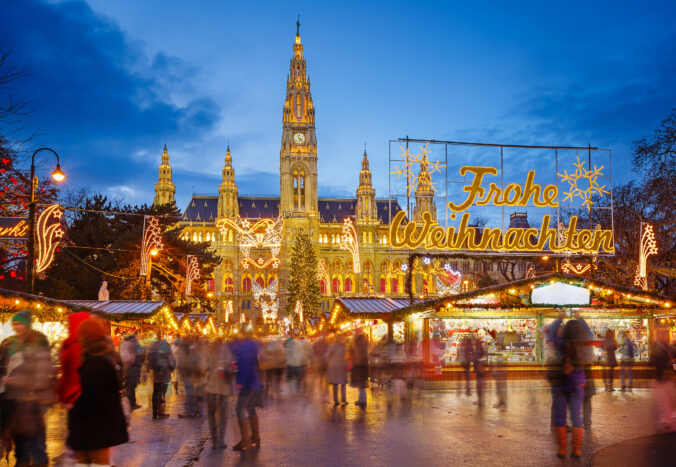 Rathaus and Christmas market in Vienna