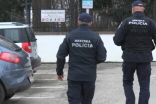 Mestskí policajti