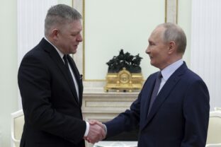 Premiér Robert Fico sa v Moskve stretol s Vladimirom Putinom