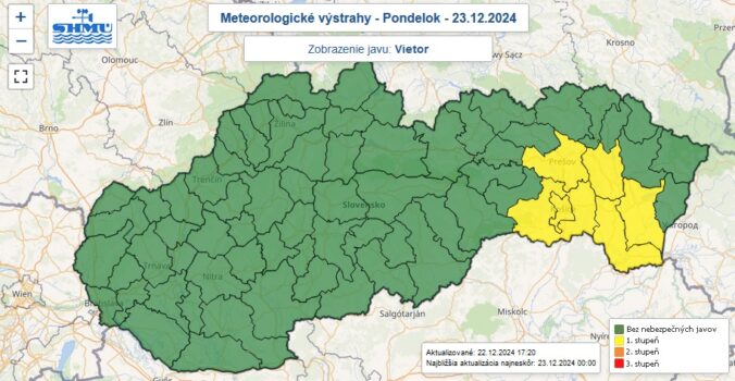 Výstraha prvého stupňa pred silným vetrom vydaná na pondelok 23. decembra 2024.