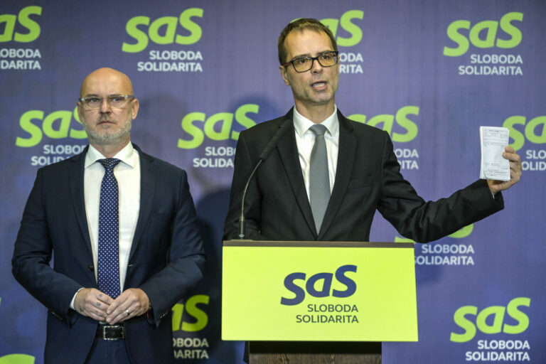 SAS: Chaos s predpisovaním liekov