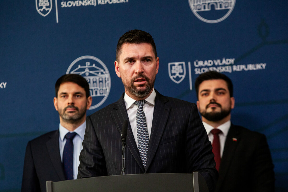 Takáč bráni Pavla Gašpara, v nehode išlo iba „o plechy“, vinníka určí znalecký posudok
