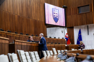 NRSR: Mimoriadna 27. schôdza Národnej rady SR