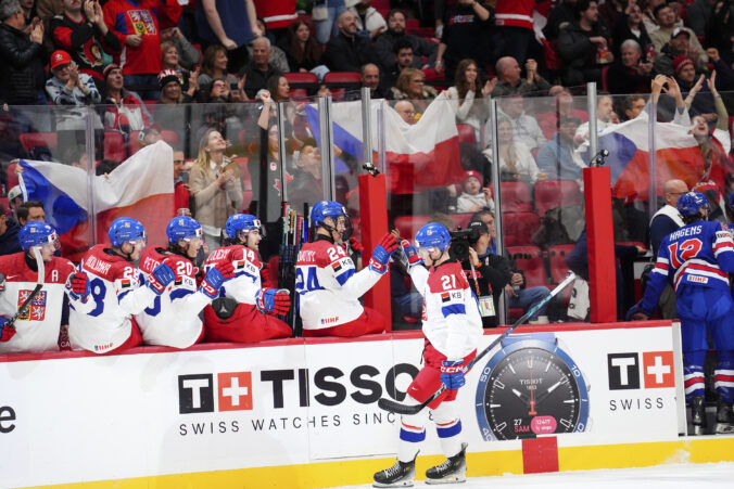 Semifinále MS v hokeji do 20 rokov: USA - Česko