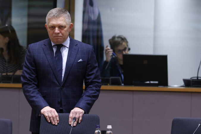 Premiér Robert Fico (Smer SD)