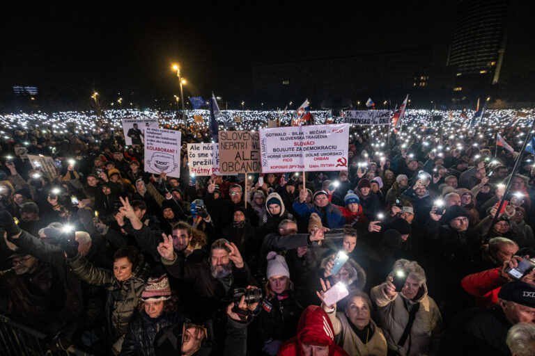 PROTEST: Slovensko je Európa! v Bratislave