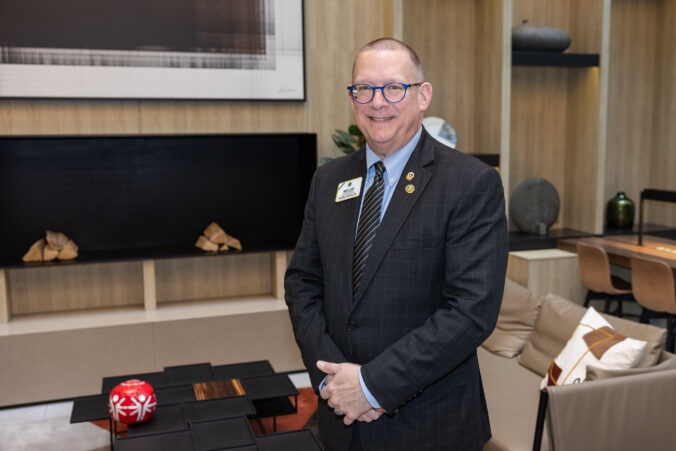 Mark Lyon, viceprezident Lions InternationaL na stretnutí so zástupcami národnej organizácie Špeciálne olympiády Slovensko v hoteli AC Marriott Old Town Bratislava