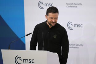 Ukrajinský prezident Volodymyr Zelenskyj počas svojho prejavu na Mníchovskej bezpečnostnej konferencii.