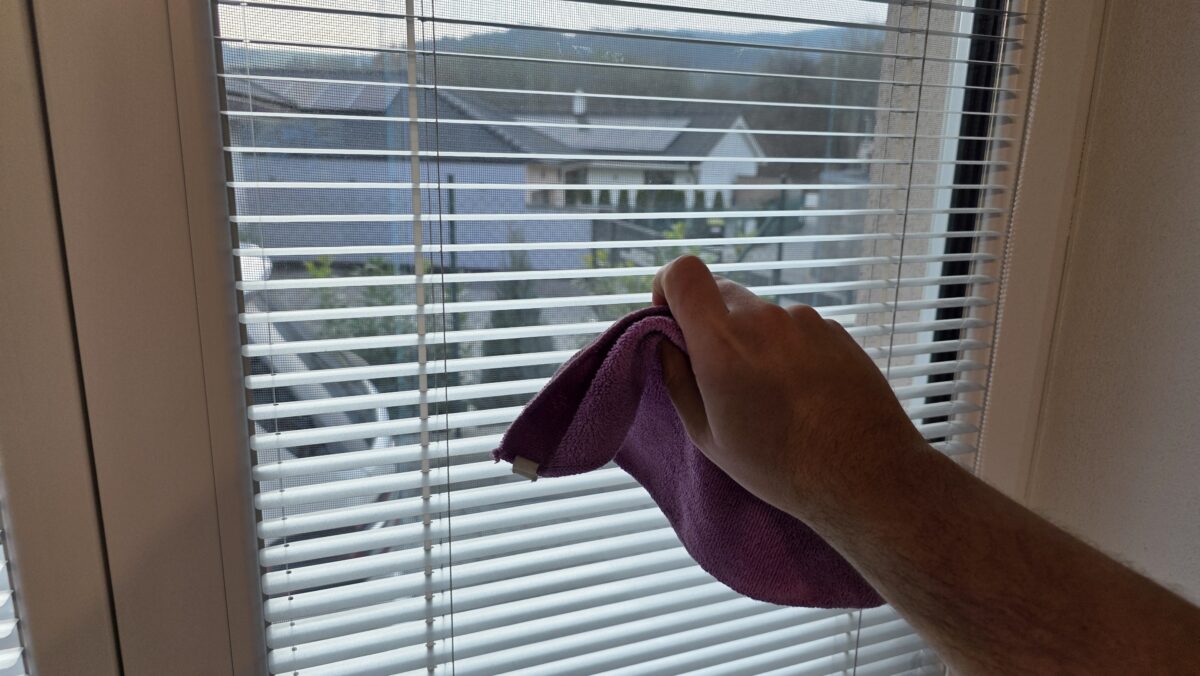 čistím žalúzie