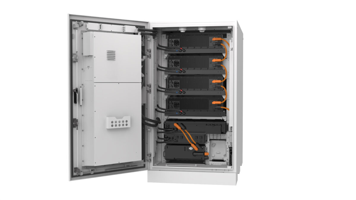 215kwh open door hd¬ .jpg