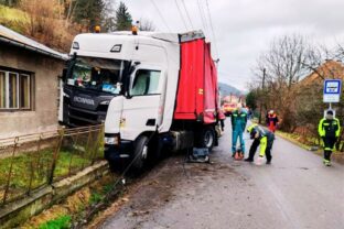 Dopravná nehoda v obci Brehy