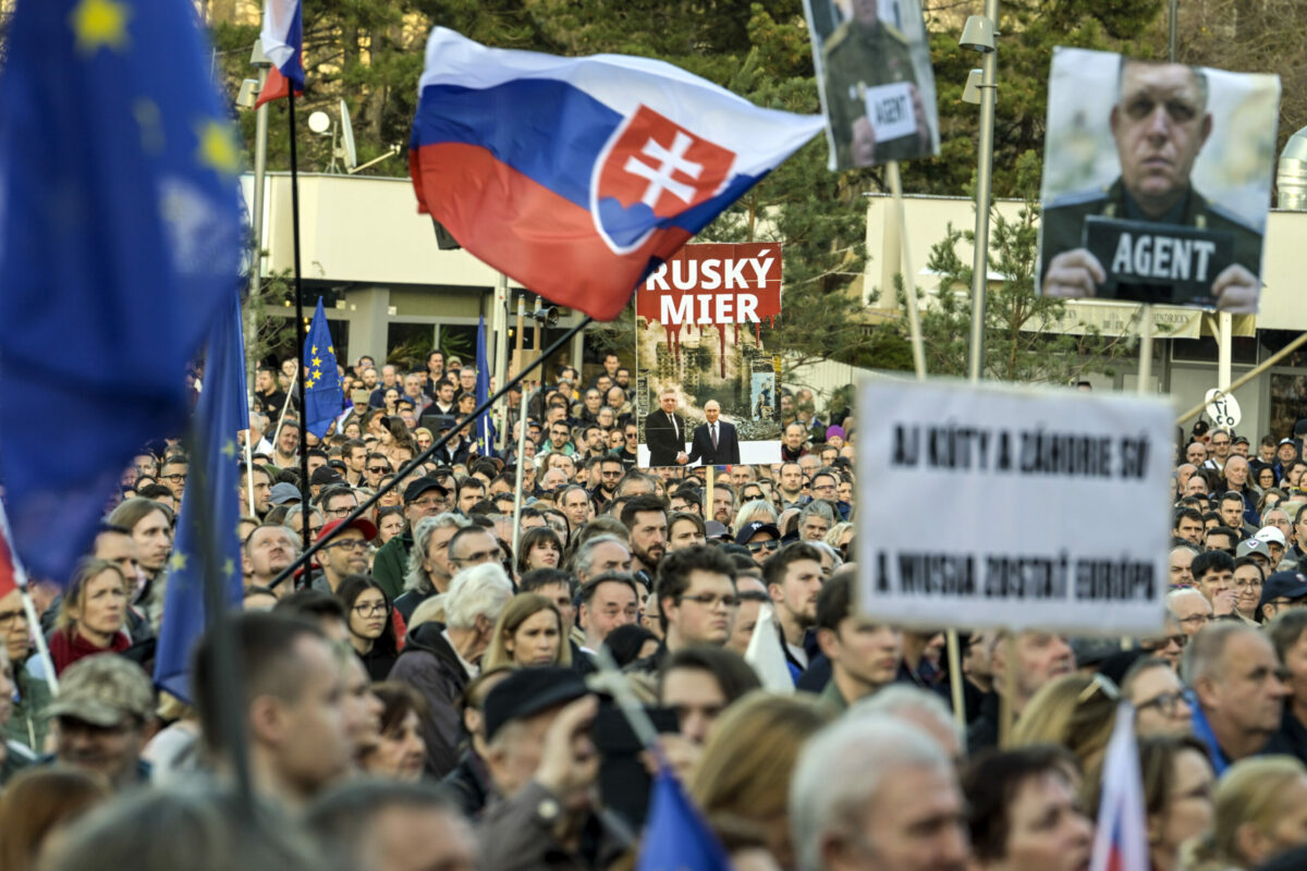 ZHROMAŽDENIE:  Slovensko je Európa! v Bratislave