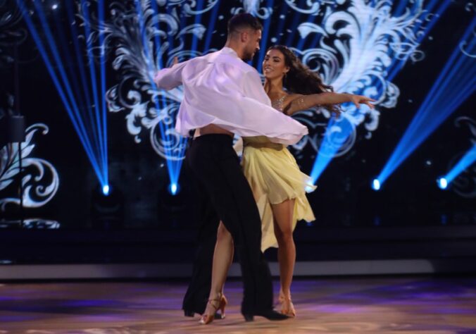 Adam Šedro a Jasmin Affašová počas prvého priameho prenosu Let's Dance 2025.