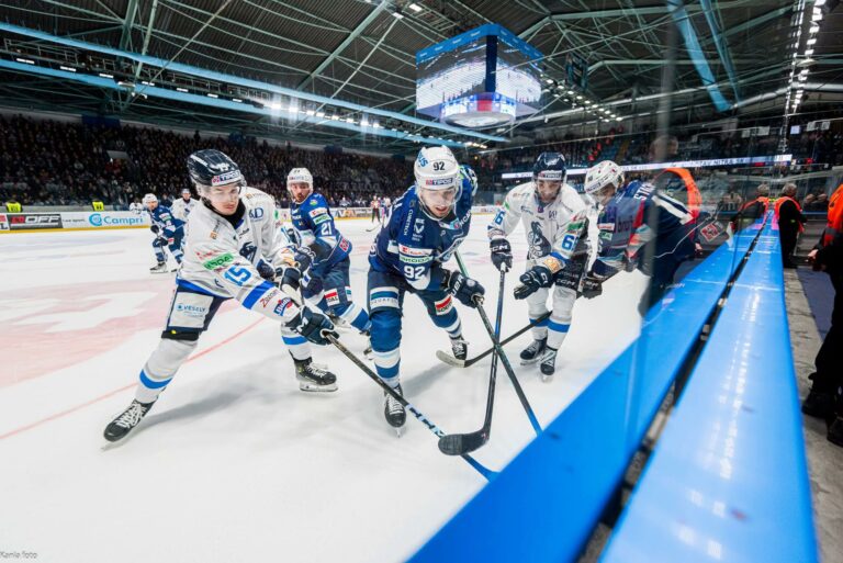 Tipos extraliga: štvrťfinále play off: HK Poprad - HK Nitra