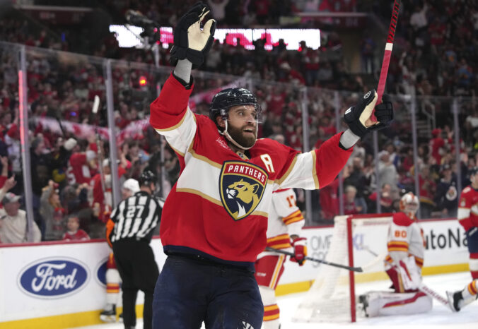 Hokej NHL: Aaron Ekblad