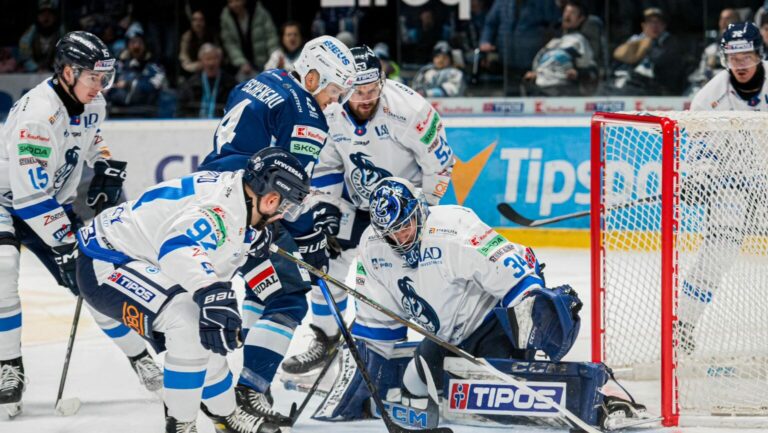 Štvrťfinále play off: HK Poprad - HK Nitra