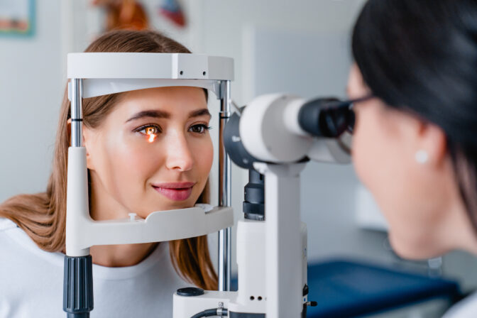 Optik, optometrista alebo oftalmológ? Poznáte rozdiely a viete, ku komu ísť?