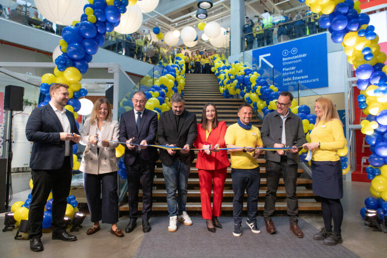 Ikea_soroksar_ceremony_01.jpg