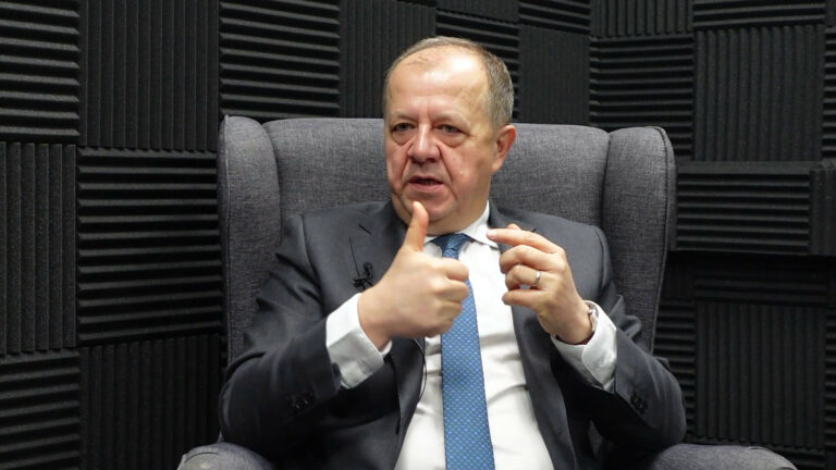 Predseda Únie miest Slovenska a primátor Trenčína Richard Rybníček počas rozhovoru pre agentúru SITA.