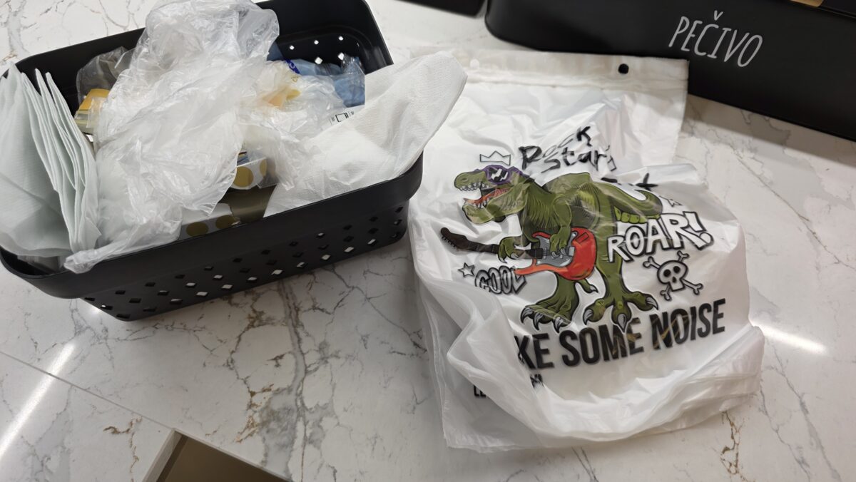 Koniec plastovým sáčkom