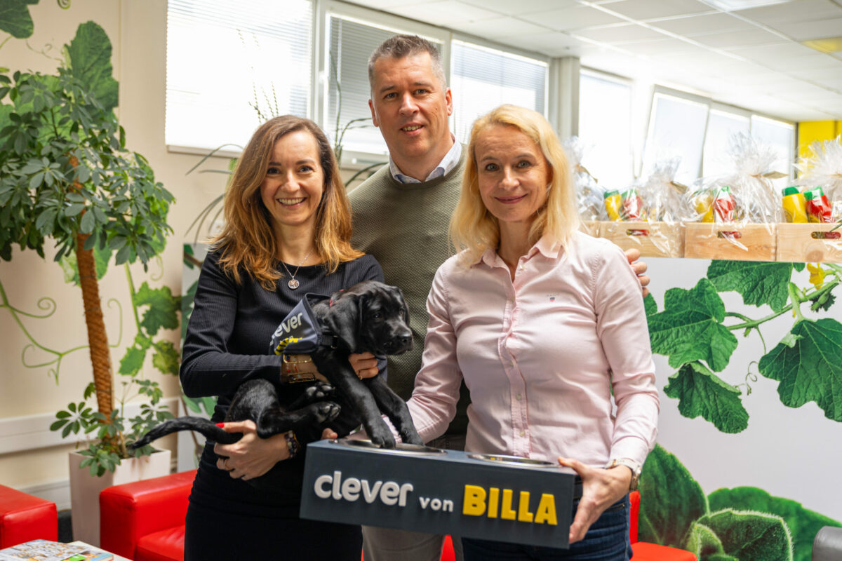 2_zlava barbora slivkova tomas stano krstni rodicia clever von billa a jana gregorovicova.jpg