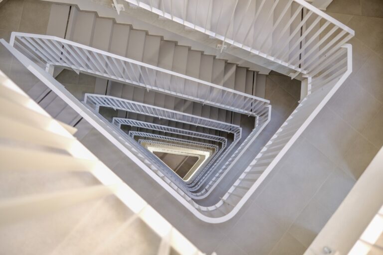 Mestský nájomný bytový dom na Muchovom námestí v Bratislave