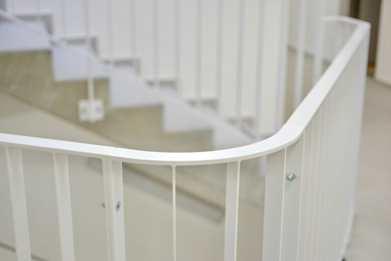 Mestský nájomný bytový dom na Muchovom námestí v Bratislave