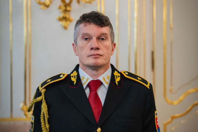 PREZIDENT: Vymenoval generálov