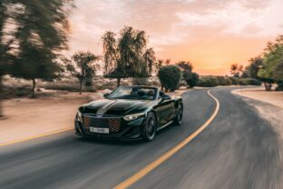 Bentley_batur_convertible_debut04.jpg