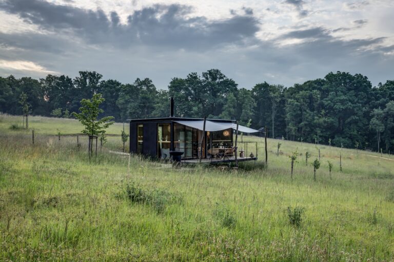Kempovanie s noblesou: Český glamping ukazuje, ako spojiť prírodu s komfortom hotelov