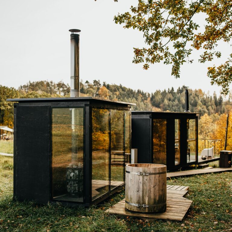 Kempovanie s noblesou: Český glamping ukazuje, ako spojiť prírodu s komfortom hotelov