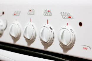 gombíky na sporáku