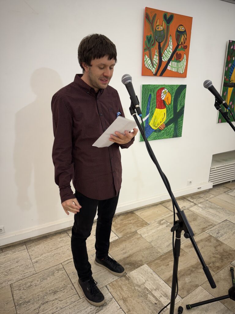 Otvorenie predajnej výstavy obrazov ľudí s autizmom v Galérii Francúzskeho inštitútu v Bratislave, 2. apríla