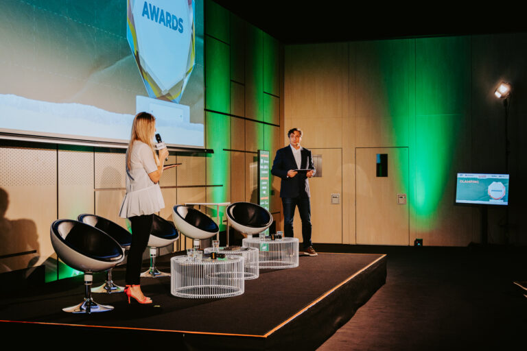 Konferencia o glampingu a malom byvani