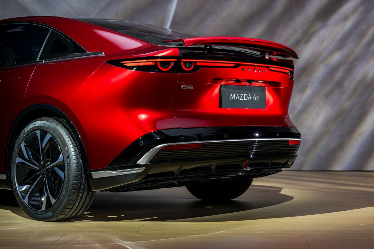 Mazda6e_05.jpg