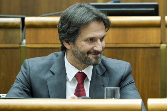 Minister obrany Robert Kaliňák (Smer SD).